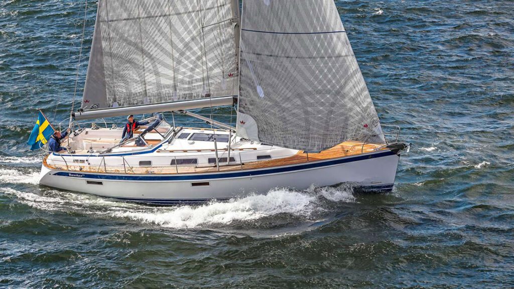 Hallberg Rassy  design yacht 15